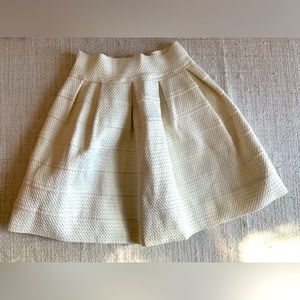 FSR pleated flared skirt size large